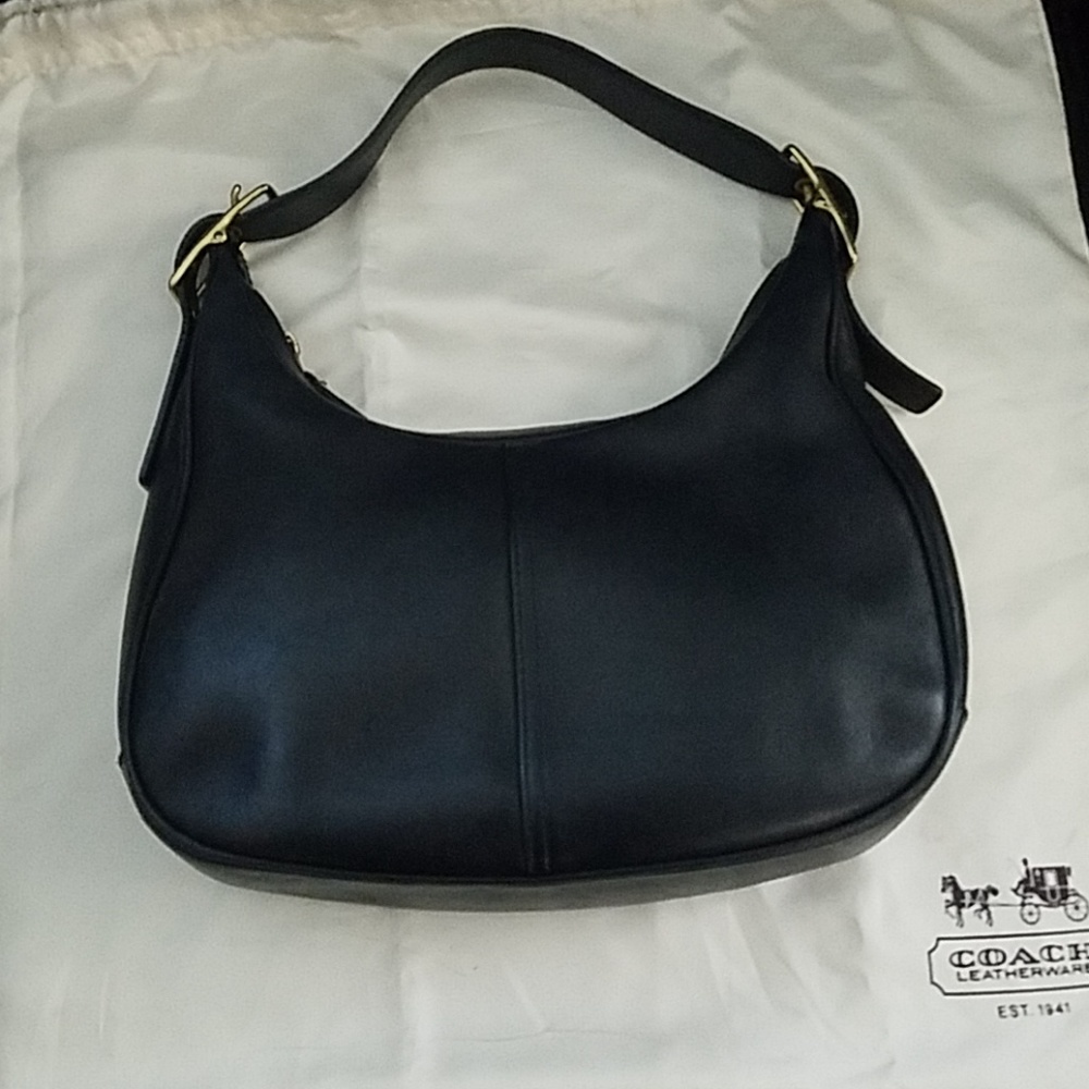 Coach classic shoulder bag